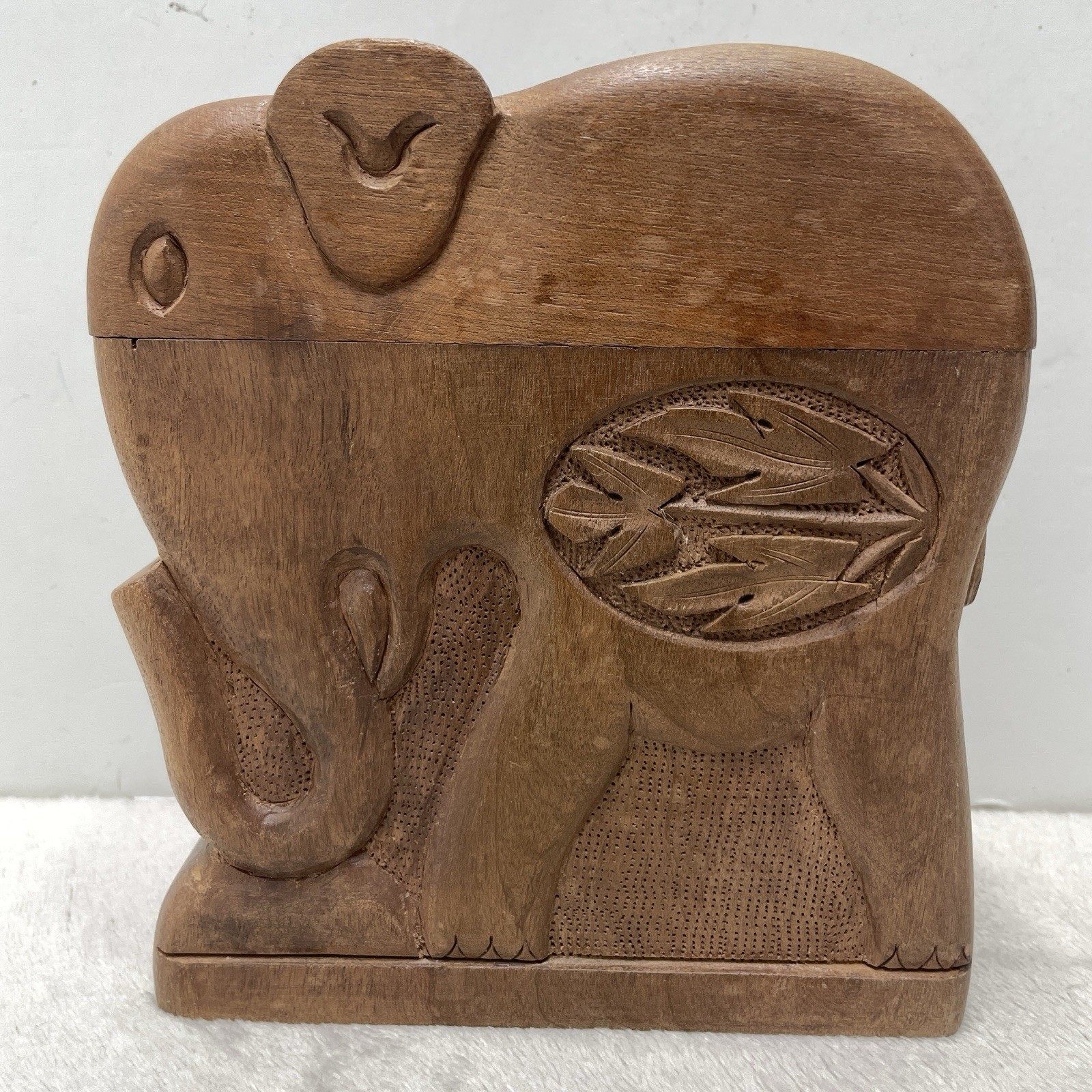 Vintage Wooden Cigarette Box Holder Dispenser Hand Carved Elephant India Boho Vintage Wooden Cigarette Box Holder Dispenser Hand Carved Elephant India Boho