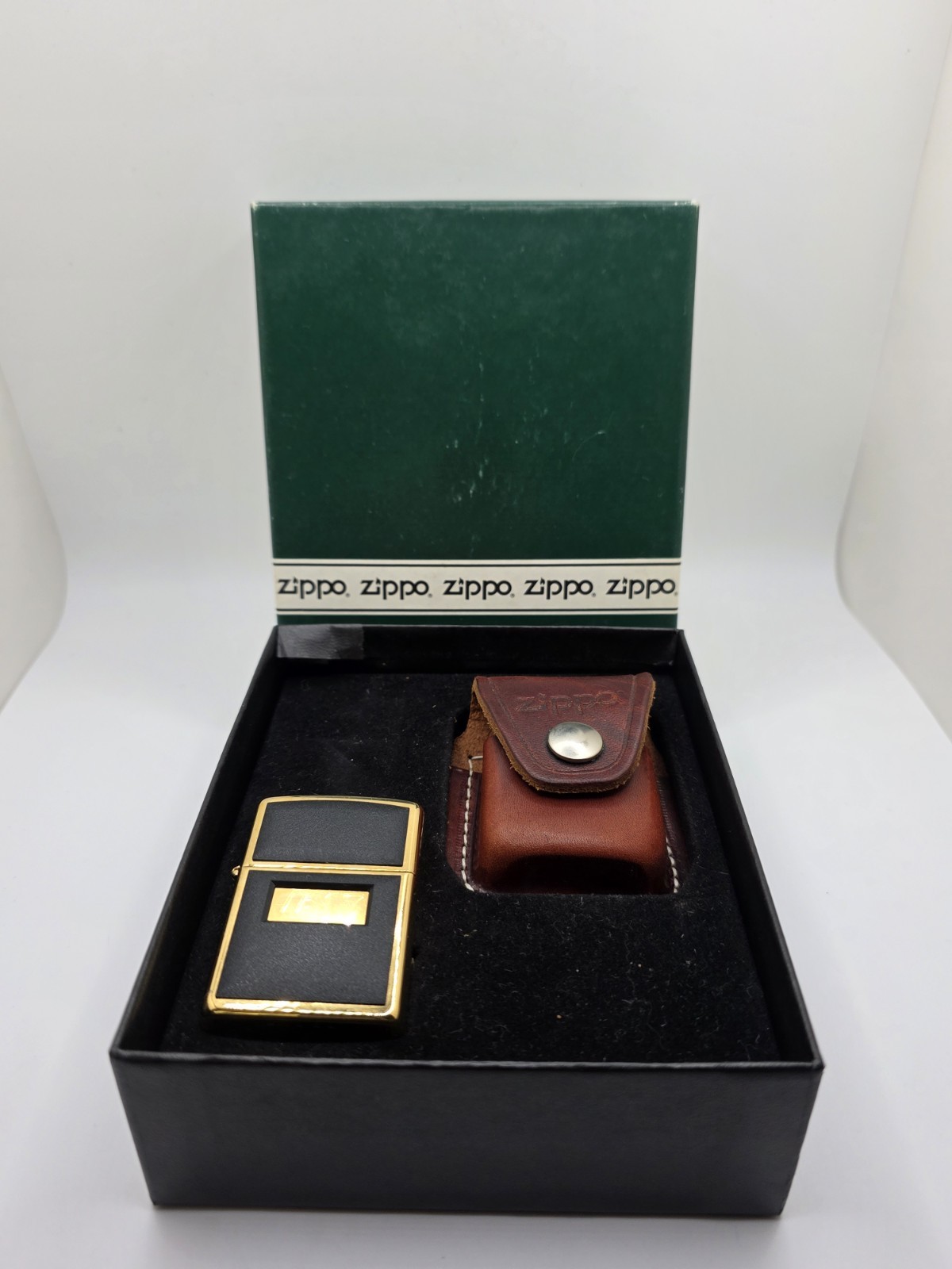 Vintage 1996 Zippo H XII Gold Black Lighter Gift Set Leather Pouch Original Box Vintage 1996 Zippo H XII Gold Black Lighter Gift Set Leather Pouch Original Box
