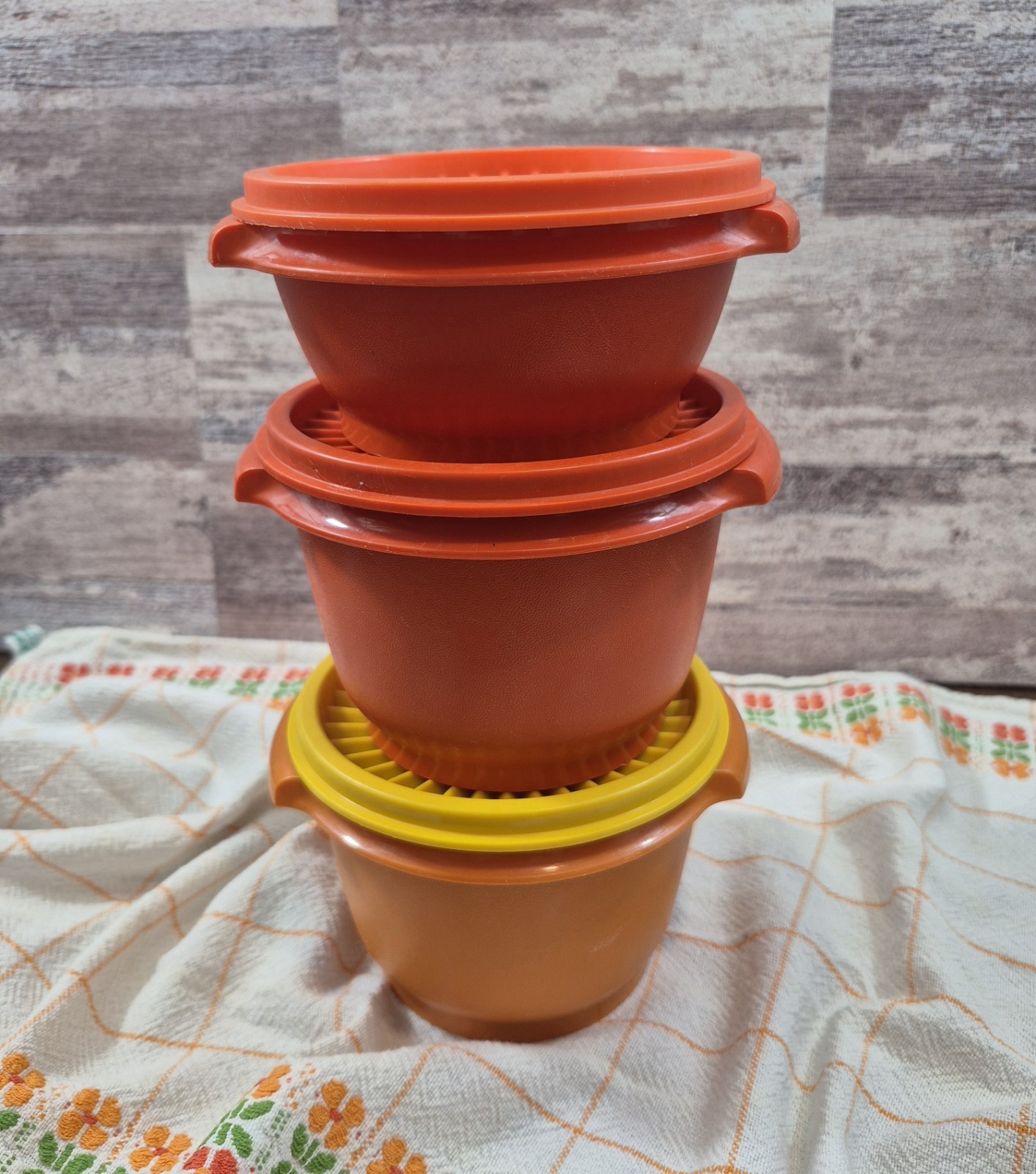 Vintage Tupperware Servalier Containers with Lids (Set of 3) Orange & Yellow Vintage Tupperware Servalier Containers with Lids (Set of 3) Orange & Yellow