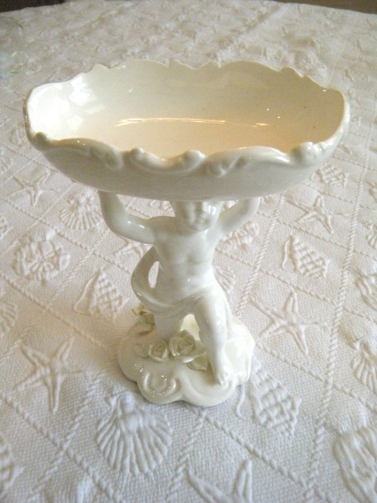 STUNNING VTG ITALIAN CERAMIC CHERUB PEDESTAL SOAP CANDY SERVING DISH #E438S STUNNING VTG ITALIAN CERAMIC CHERUB PEDESTAL SOAP CANDY SERVING DISH #E438S