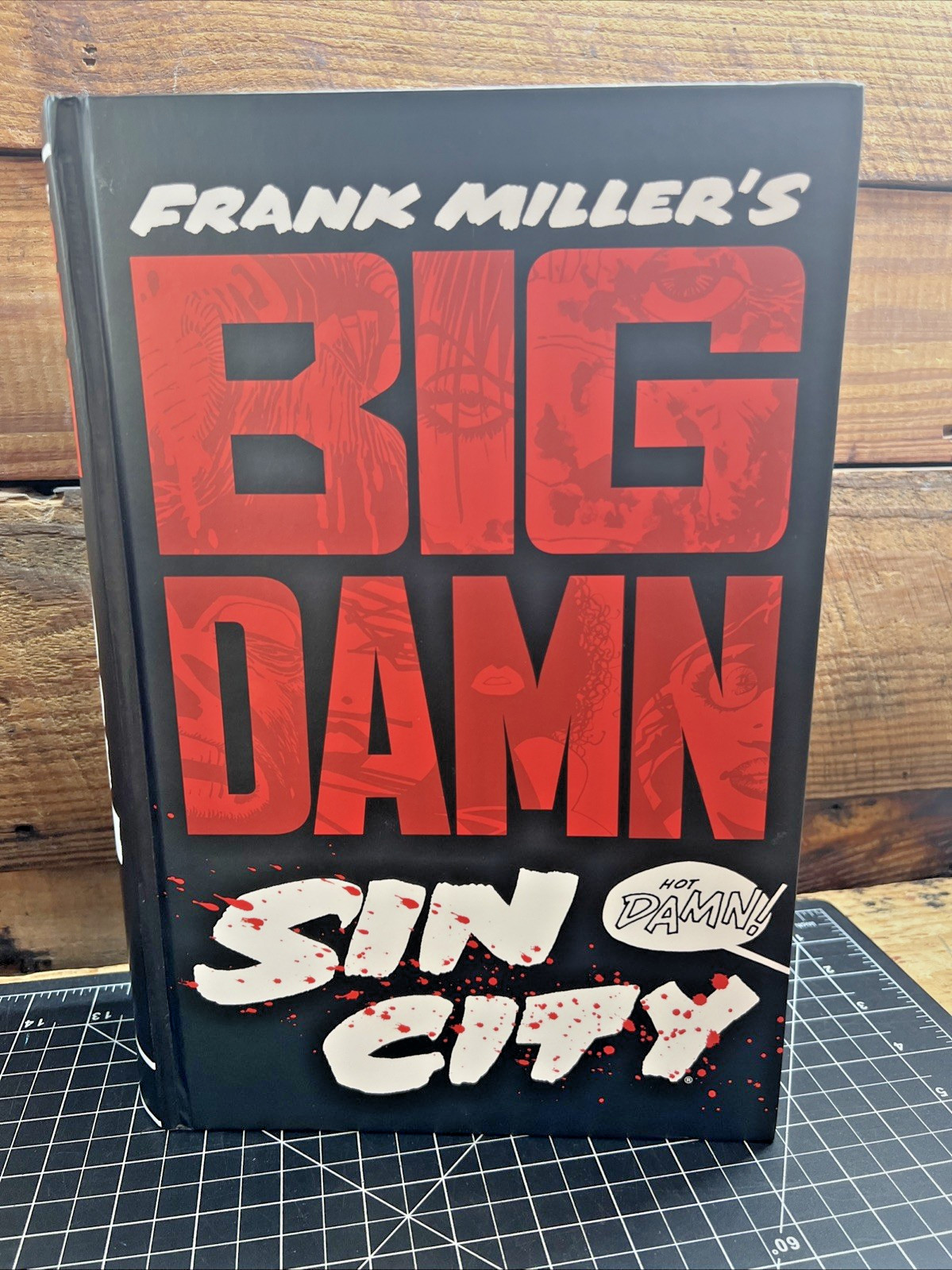 Frank Miller's Big Damn Sin City Hardcover Collection Dark Horse Comics 2014 Frank Miller's Big Damn Sin City Hardcover Collection Dark Horse Comics 2014