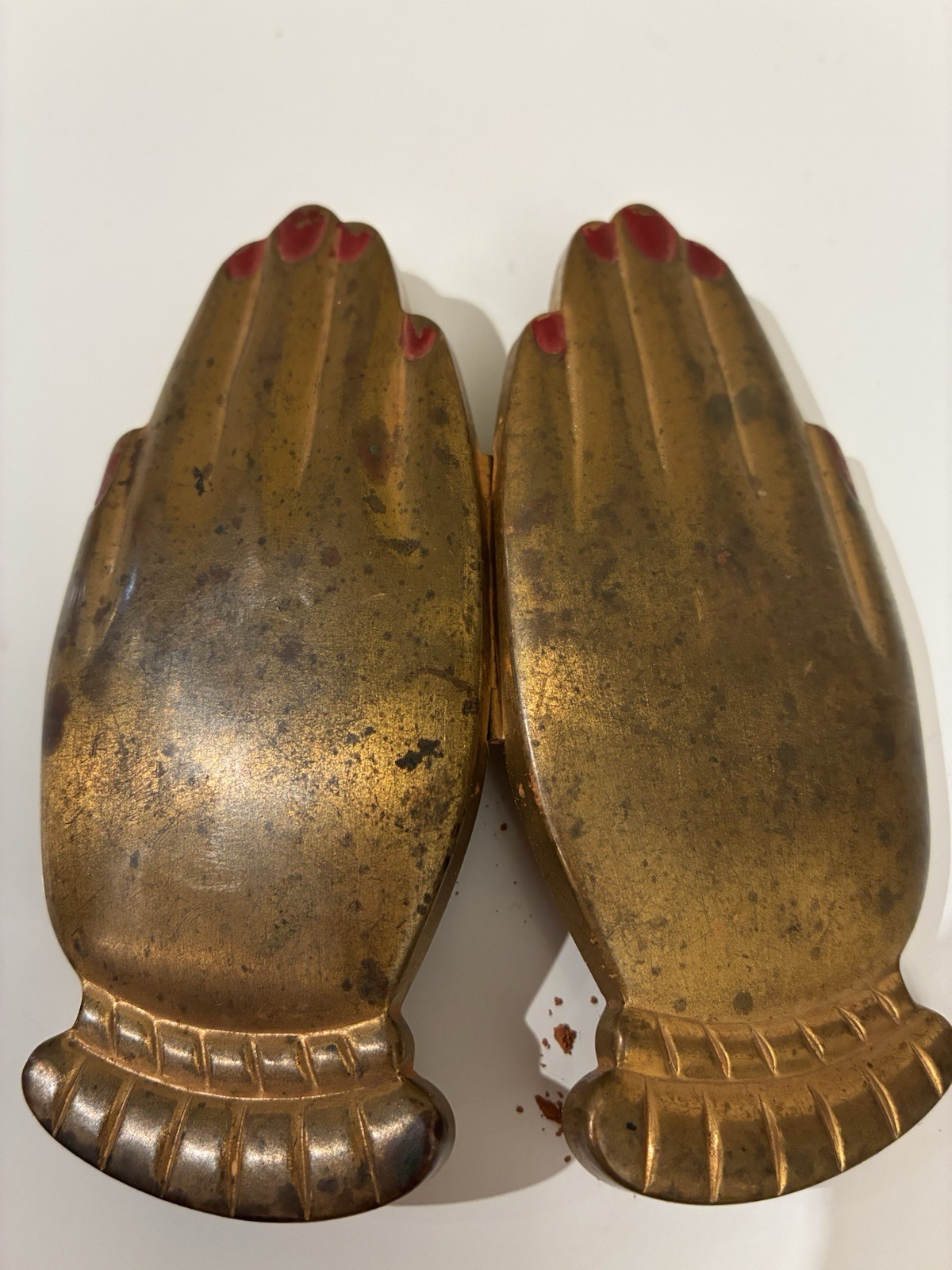 Vintage Volupte Hand Novalty 1940’s Make Up compact Vintage Volupte Hand Novalty 1940’s Make Up compact