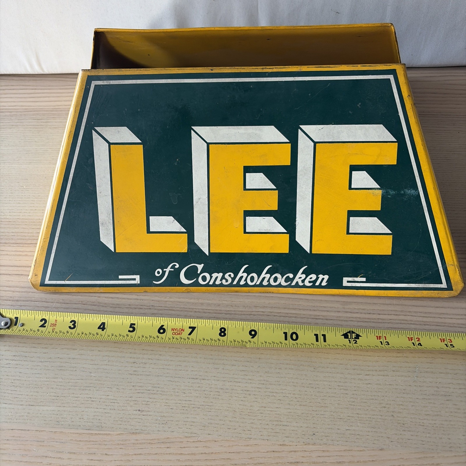 Vintage 1940s Lee Tires Metal Sign Center Tire Display Stand Gas Station Antique Vintage 1940s Lee Tires Metal Sign Center Tire Display Stand Gas Station Antique
