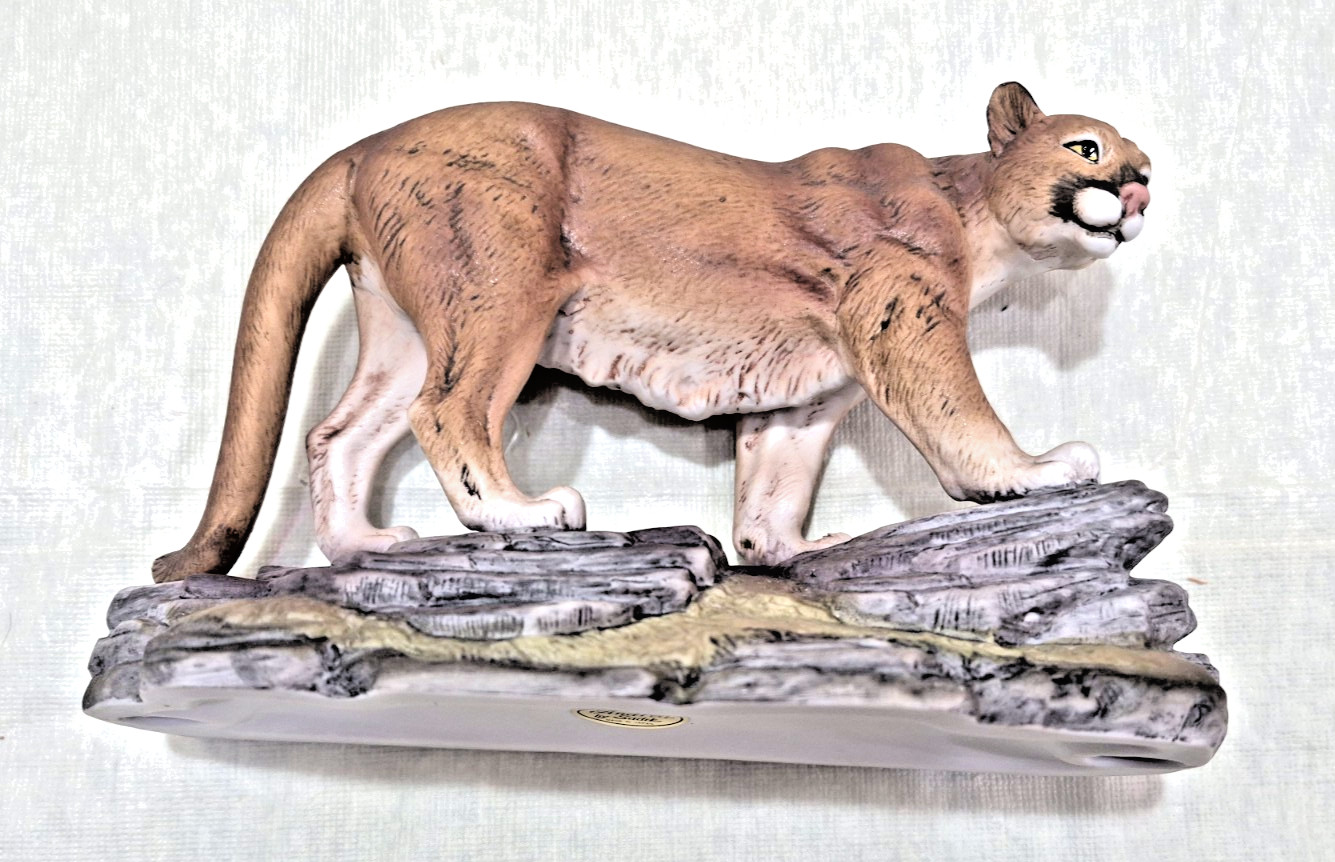 Cougar Mountain Lion Puma Cat Porcelain Animal Figurine Andrea By Sadek 5616 Cougar Mountain Lion Puma Cat Porcelain Animal Figurine Andrea By Sadek 5616