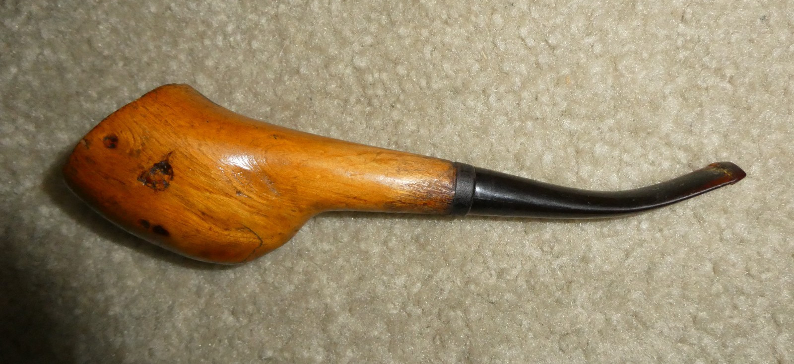 Vintage Unmarked Carved Wood Estate Pipe 6 1/2\ Vintage Unmarked Carved Wood Estate Pipe 6 1/2\