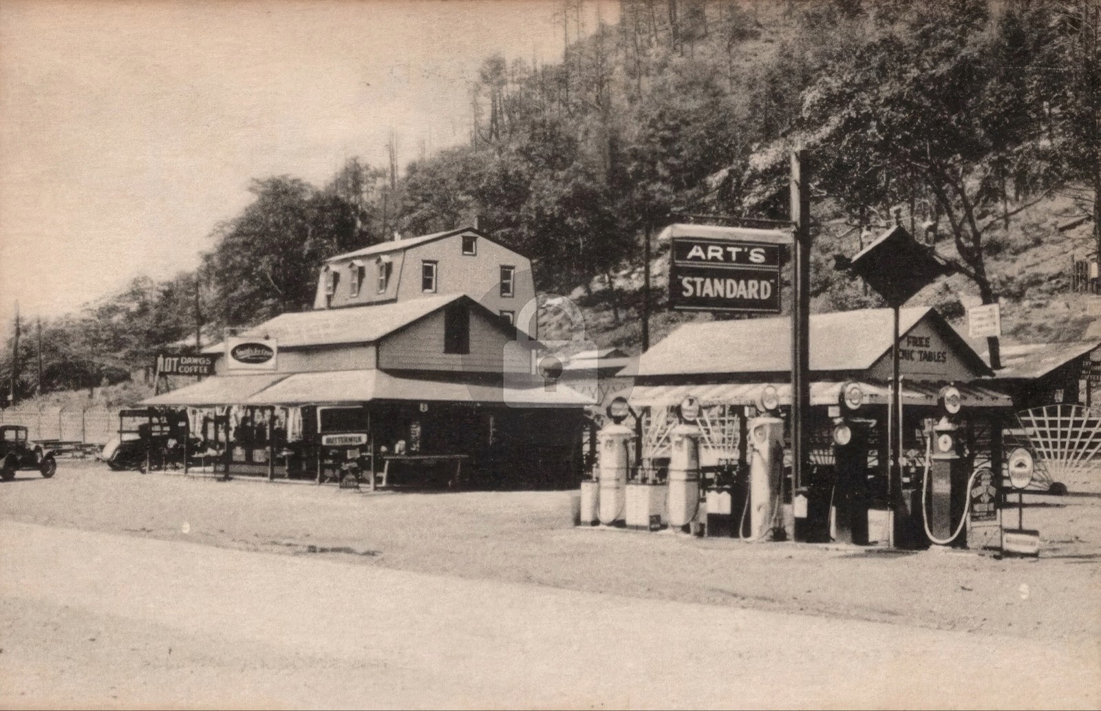 Gas Station Art's Delaware Water Gap PA 1930s RPPC Photo Postcard COPY Gas Station Art's Delaware Water Gap PA 1930s RPPC Photo Postcard COPY