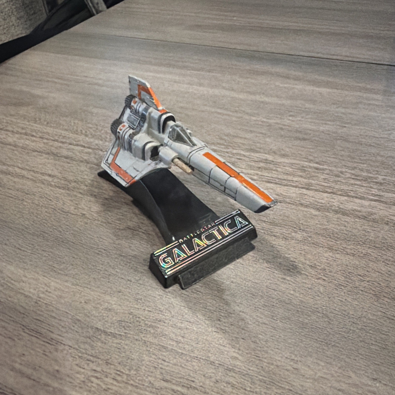 Battlestar Galactica Spaceship Miniature Model Replica w/ Display Stand Battlestar Galactica Spaceship Miniature Model Replica w/ Display Stand