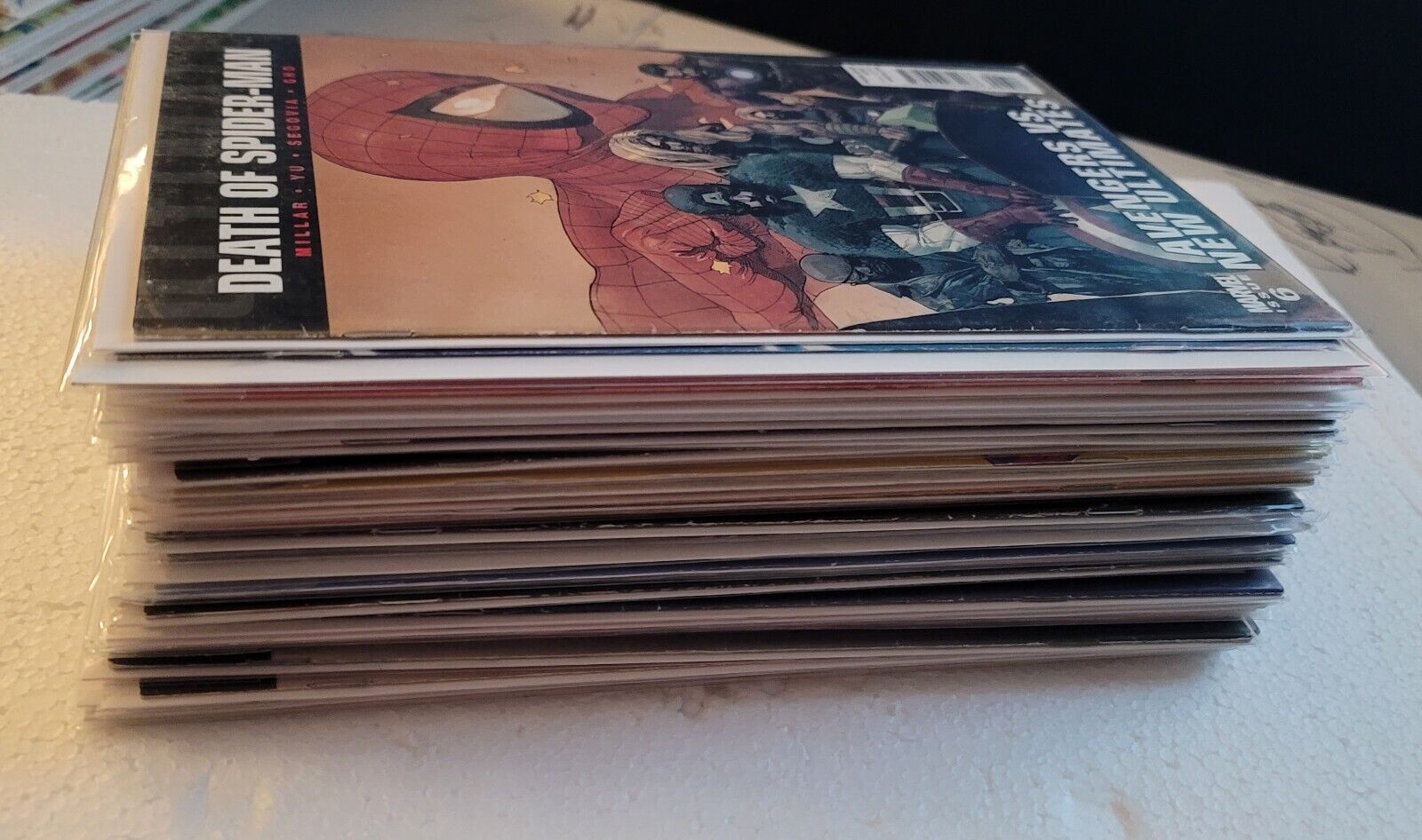 Huge Mixed Lot Of 34 Ultimate Spider-Man Comics(see Photos For #'s)