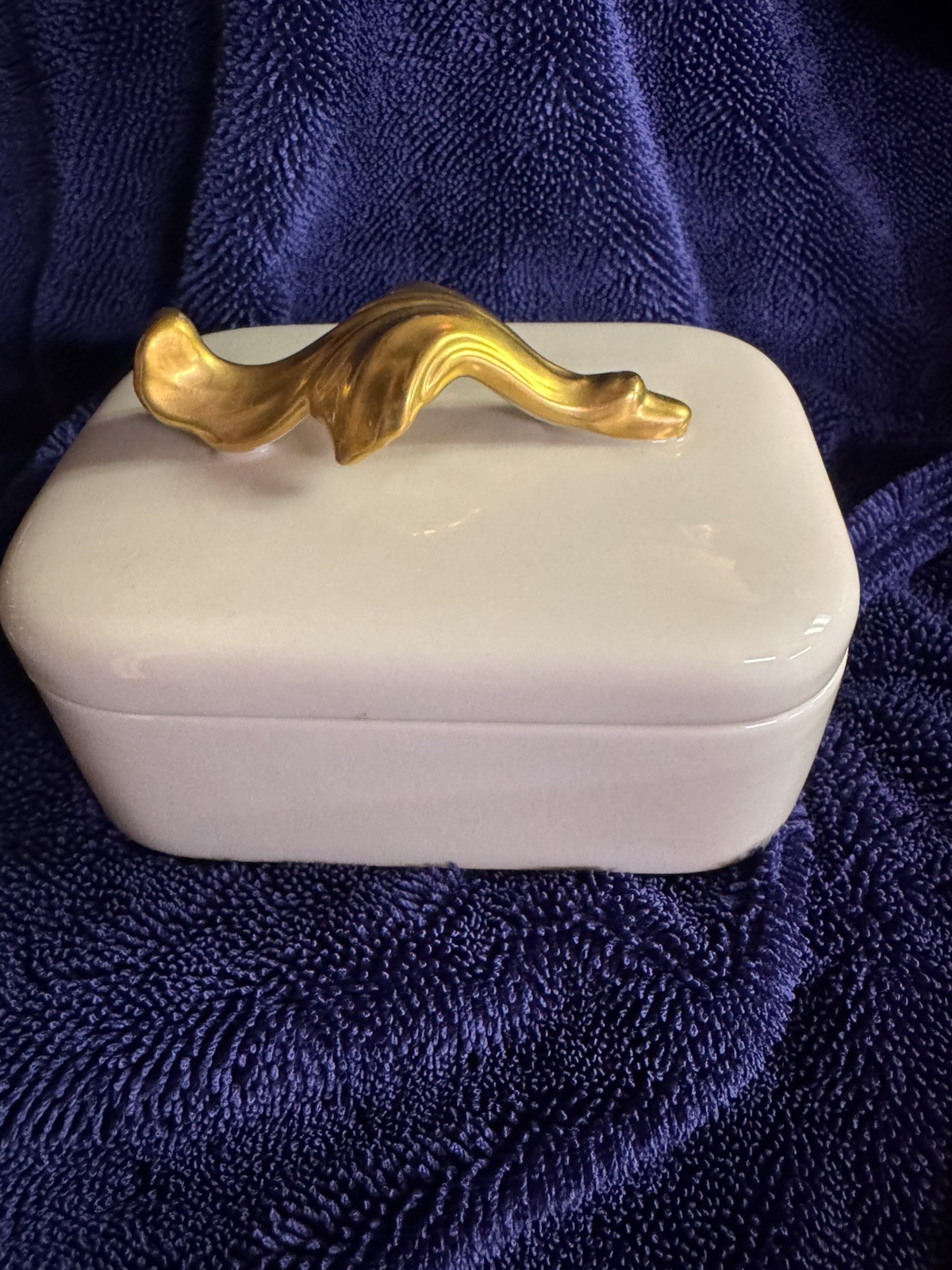 Vintage Lenox Covered Soap Dish LIMITED EDITION Vintage Lenox Covered Soap Dish LIMITED EDITION