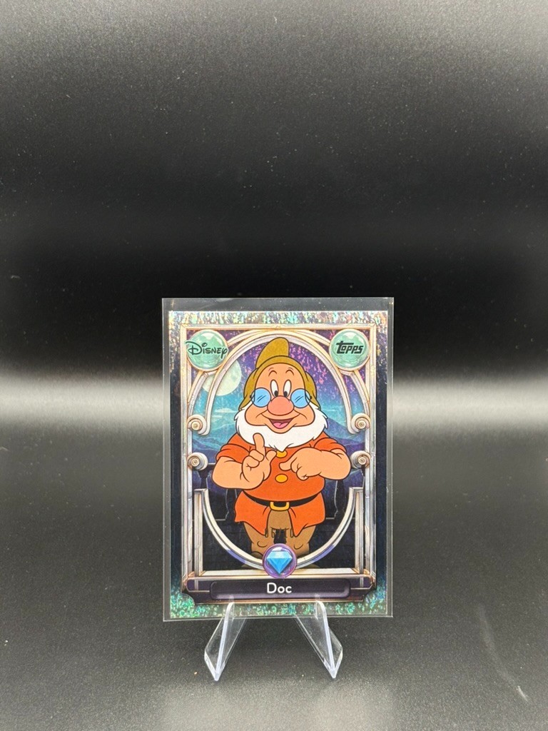2025 Topps Disney Wonder Black Refractor #101 Doc (Snow White) /10 2025 Topps Disney Wonder Black Refractor #101 Doc (Snow White) /10