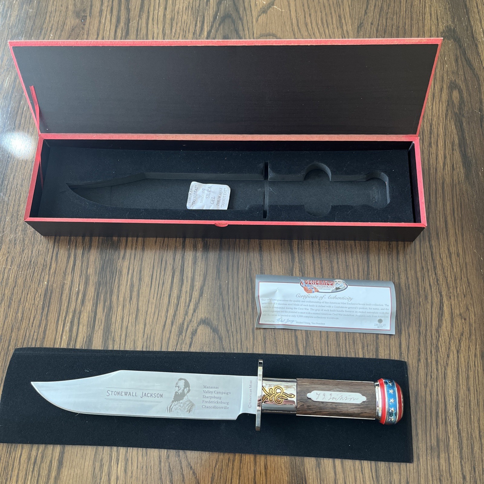 Generals of the Confederacy Civil War Bowie Knife - Stonewall Jackson Generals of the Confederacy Civil War Bowie Knife - Stonewall Jackson