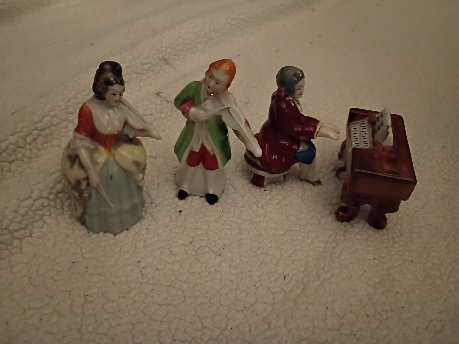 Victorian Vintage Miniature