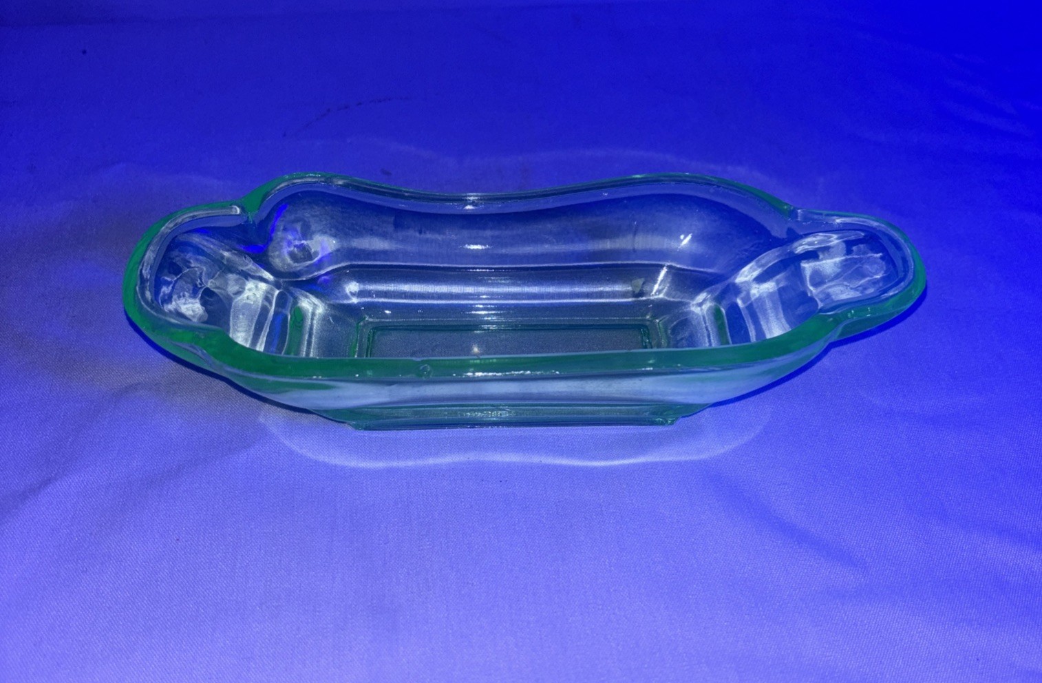 4 Rare Vintage Blue/Green Uranium Glass Banana Split Sundae Boats