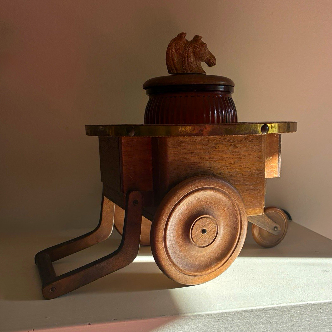 Vintage Mid-Century Dun-Rite Wooden Pipe Caddy Stand with Horse Head Humidor Jar Vintage Mid-Century Dun-Rite Wooden Pipe Caddy Stand with Horse Head Humidor Jar