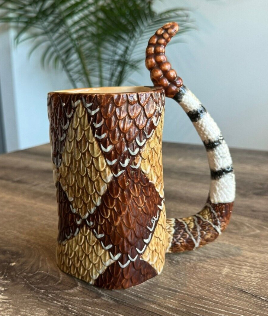 Large Novelty Diamondback Rattlesnake Coffee/Tea Mug.
