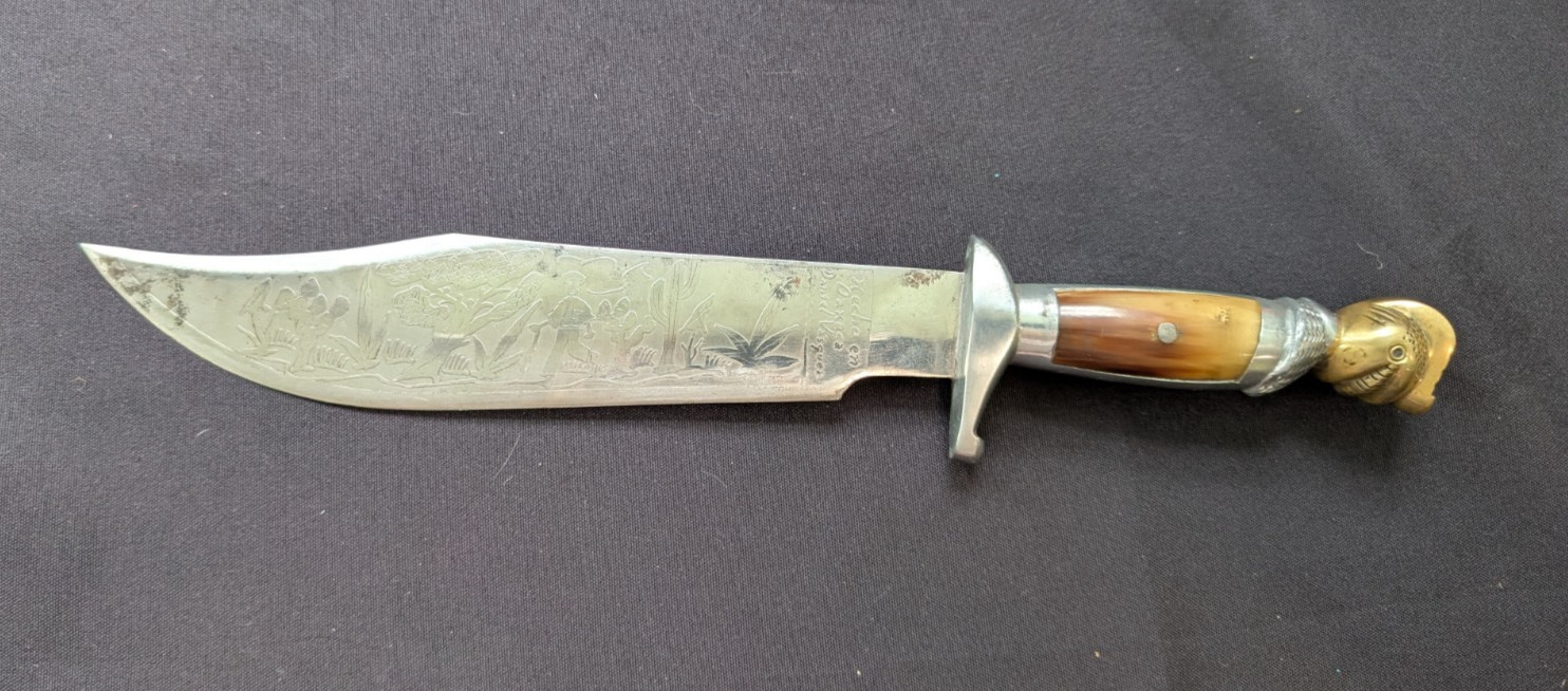 Vintage (Likely 1960s-70s) Souvenir Knife Oaxaca Mexico Signed Daniel Vasquez Vintage (Likely 1960s-70s) Souvenir Knife Oaxaca Mexico Signed Daniel Vasquez