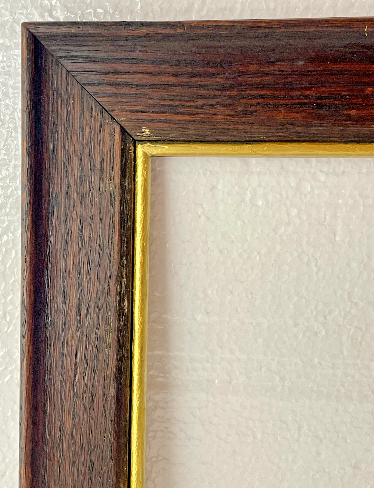 ANTIQUE FRAME FITS 8 X 10 ANTIQUE FRAME FITS 8 X 10