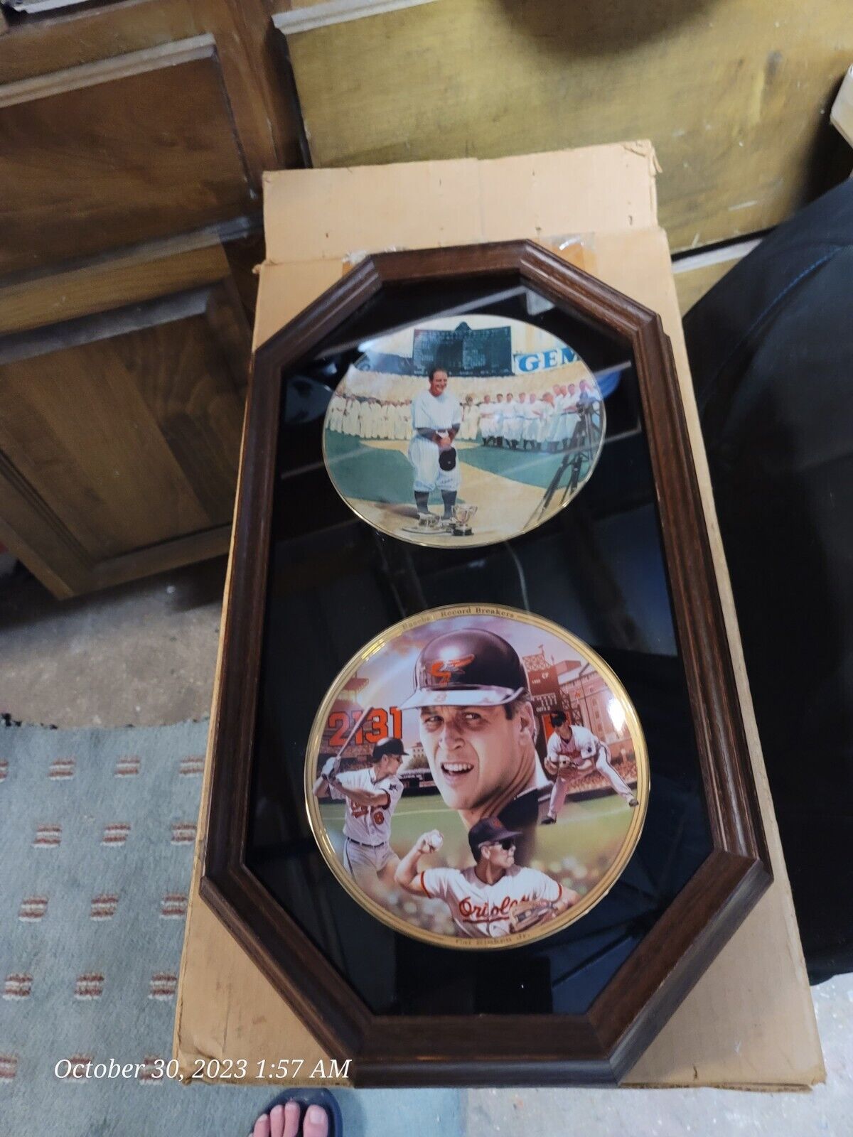 Cal Ripkin Jr/ Lou Gehrig Record Breaking Collectors Plates + 2  23k Gold Cards