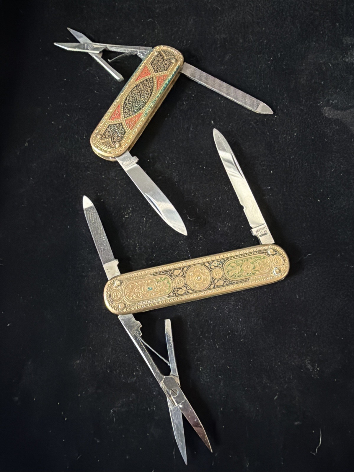 Vintage Hoffritz German Brass And Enamel 2 Blade Pocket Knife With Scissors Lot Vintage Hoffritz German Brass And Enamel 2 Blade Pocket Knife With Scissors Lot