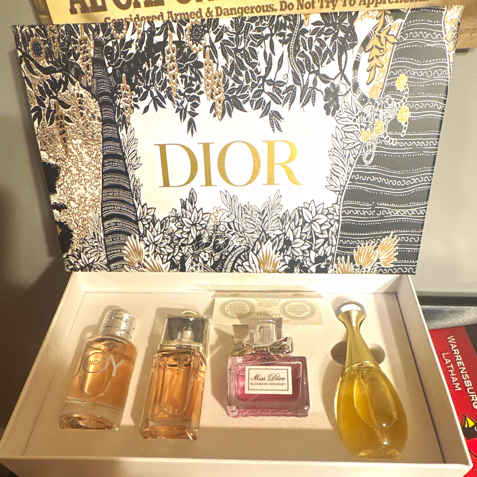 Dior Fragrance Miniature Gift Set with 4 Mini Bottles in Dior Box Dior Fragrance Miniature Gift Set with 4 Mini Bottles in Dior Box