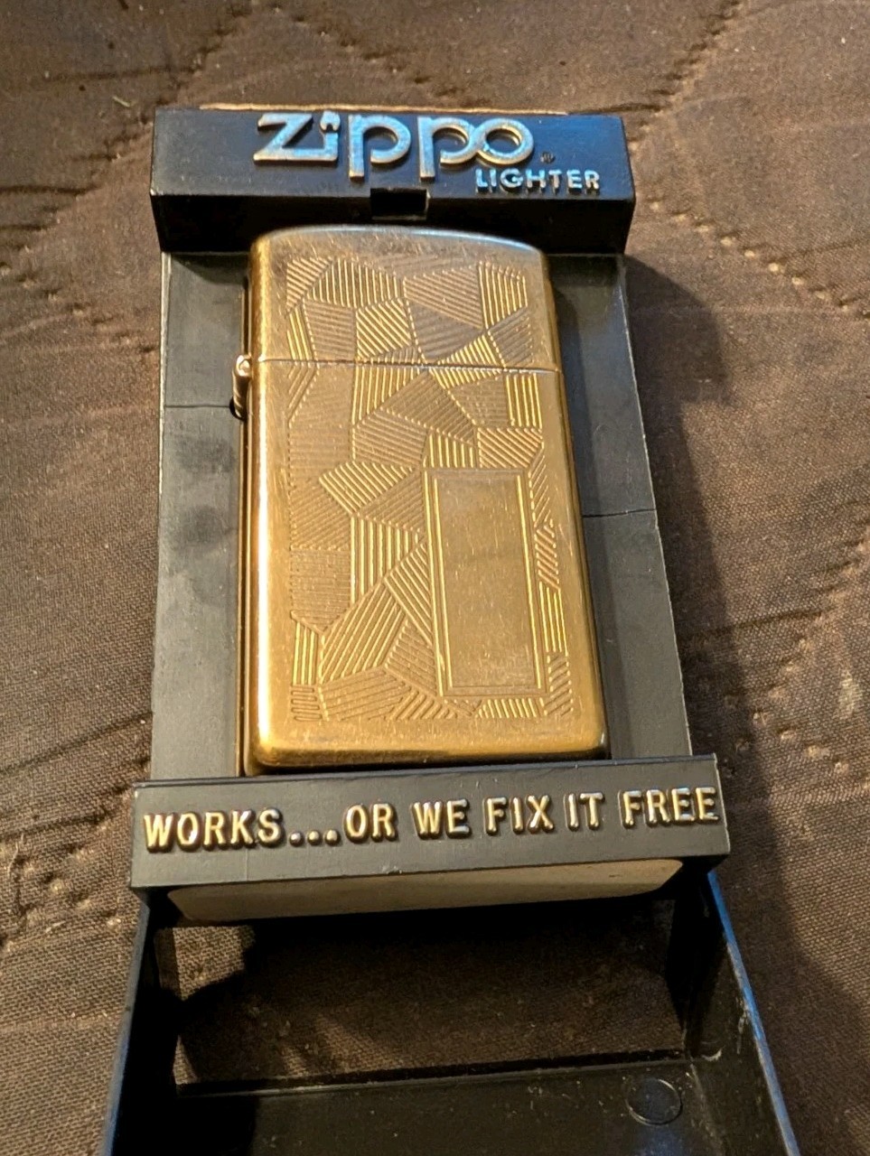 Vintage 1989 Gold Plated Geometric Shimmer Zippo Slim Lighter With Case Used (E) Vintage 1989 Gold Plated Geometric Shimmer Zippo Slim Lighter With Case Used (E)
