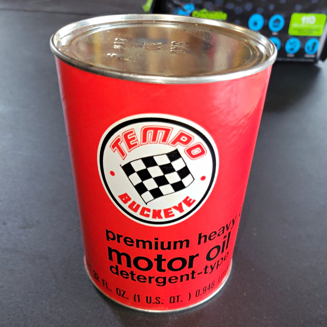 Vintage Tempo Buckeye Premium Heavy Duty Motor Oil Can SAE 20 Red 1 Quart Full Vintage Tempo Buckeye Premium Heavy Duty Motor Oil Can SAE 20 Red 1 Quart Full