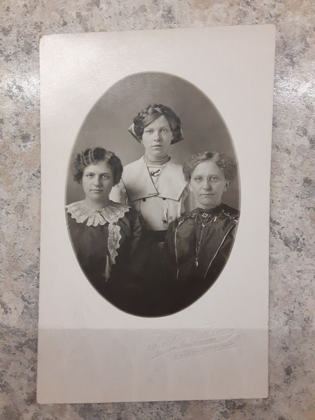 1913 RPPC Portrait of 3 Sisters