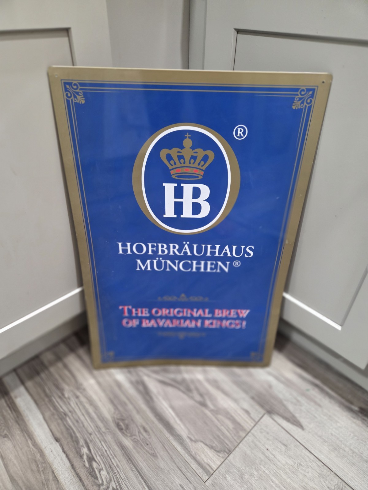 Vintage HB HOFBRAUHAUS MUNCHEN Beer Tin Sign Germany Bavarian Kings Tacker Pub Vintage HB HOFBRAUHAUS MUNCHEN Beer Tin Sign Germany Bavarian Kings Tacker Pub
