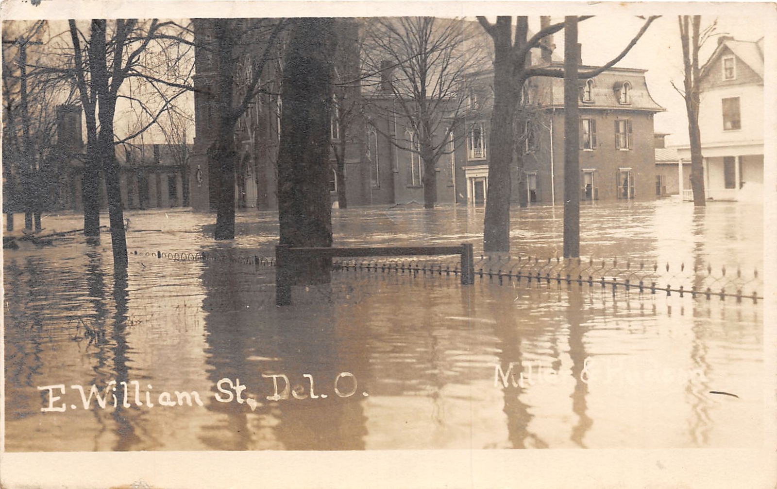 J56/ Delaware Ohio RPPC Postcard c1910 William St Flood Disaster 309 J56/ Delaware Ohio RPPC Postcard c1910 William St Flood Disaster 309