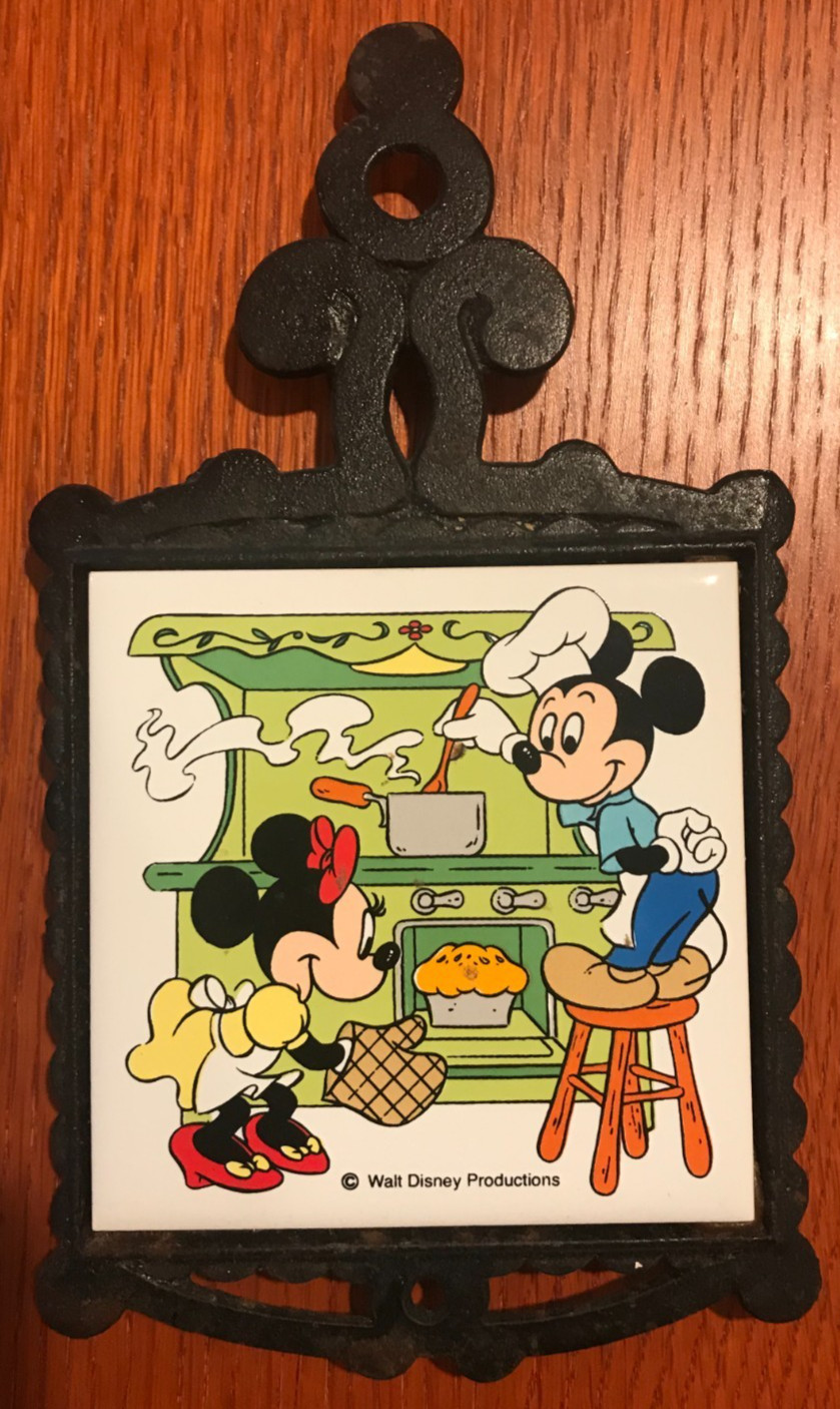 Vintage Walt Disney Mickey Minnie Cast Iron Tile Trivet Kitchen Decor Wall Plaqu Vintage Walt Disney Mickey Minnie Cast Iron Tile Trivet Kitchen Decor Wall Plaqu
