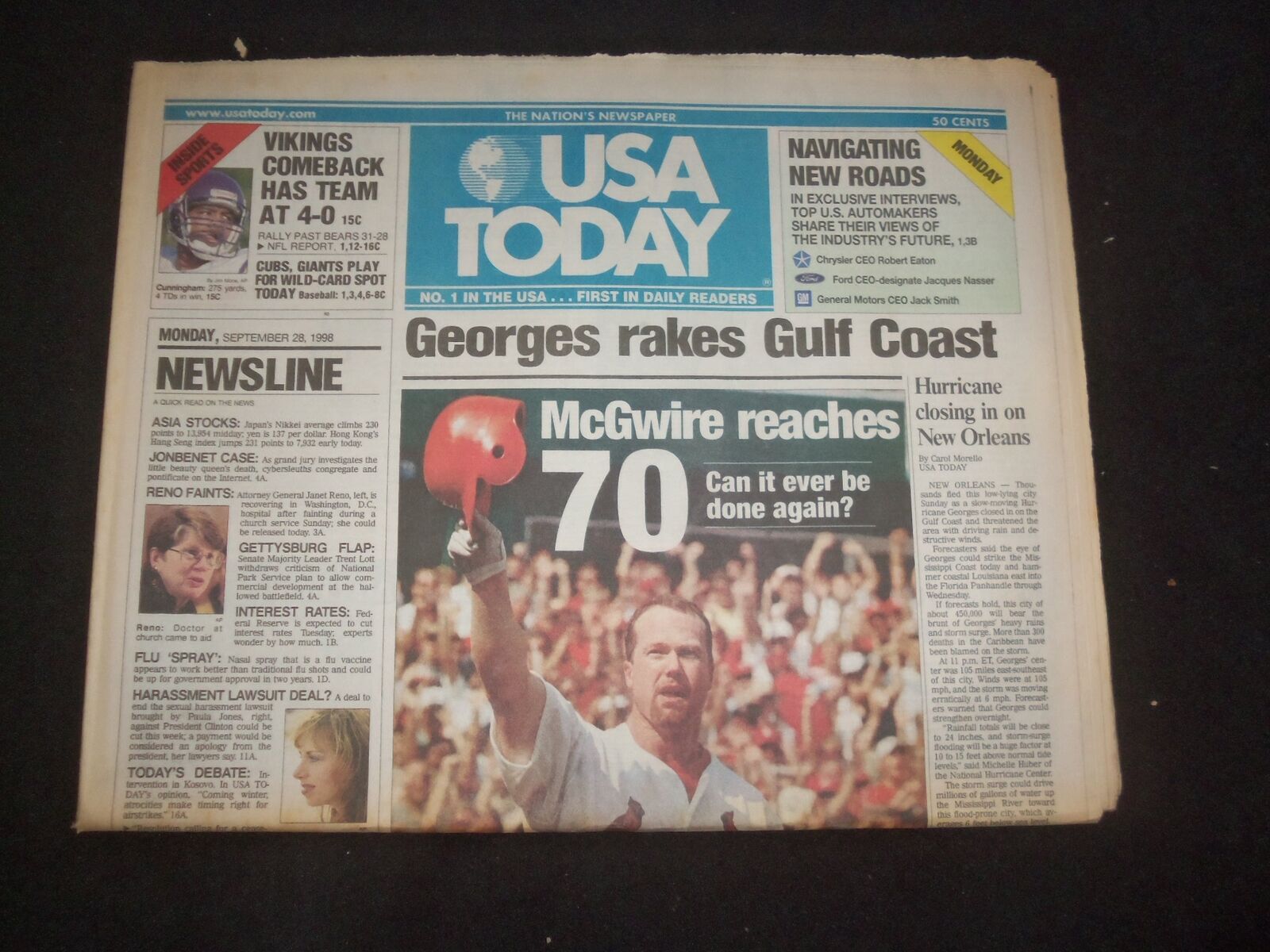1998 SEPTEMBER 28 USA TODAY NEWSPAPER - MARK MCGWIRE HITS70TH HOME RUN - NP 7955