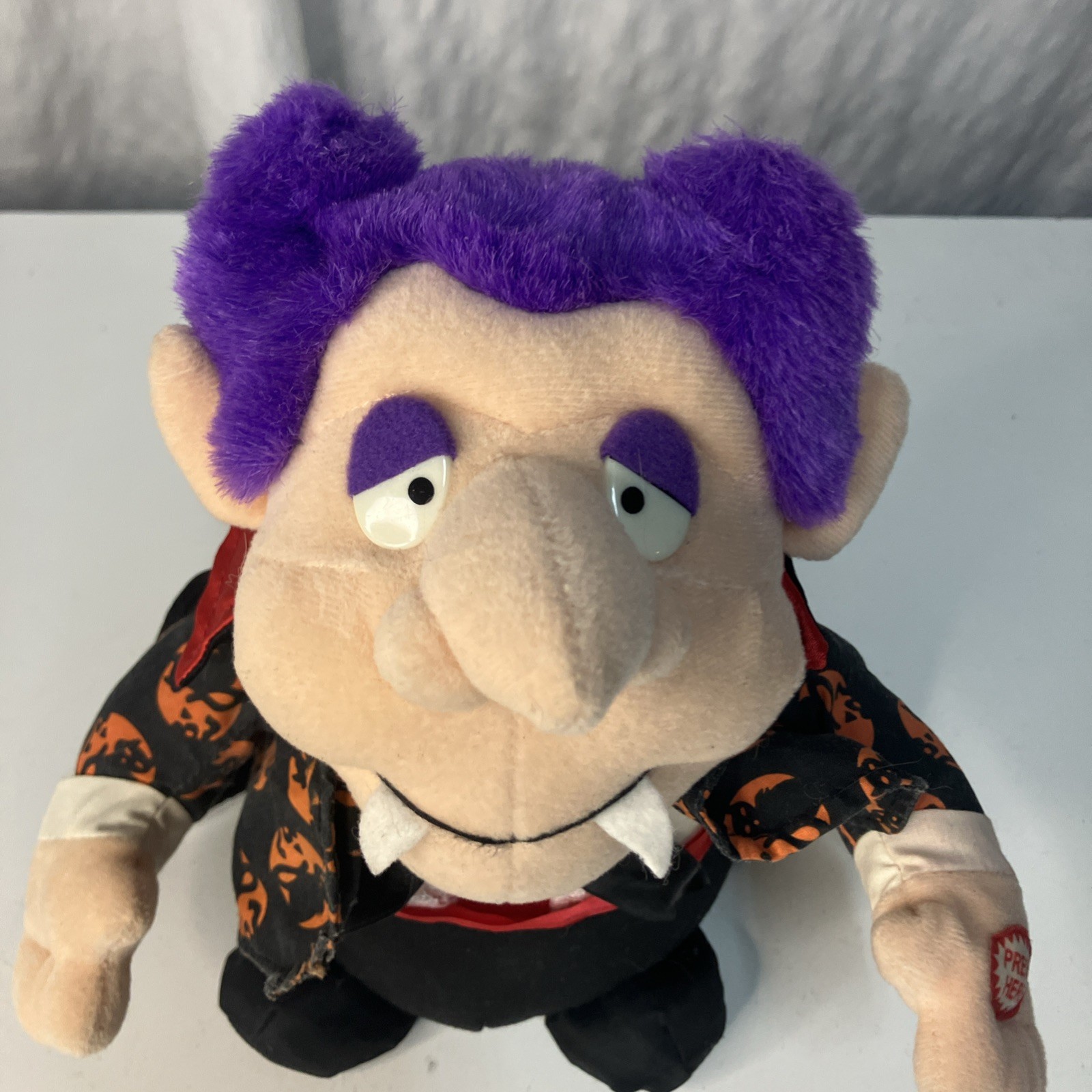 VTG T.L.Toys Moving Singing Dracula Plush Halloween Prop 9” Works VTG T.L.Toys Moving Singing Dracula Plush Halloween Prop 9” Works