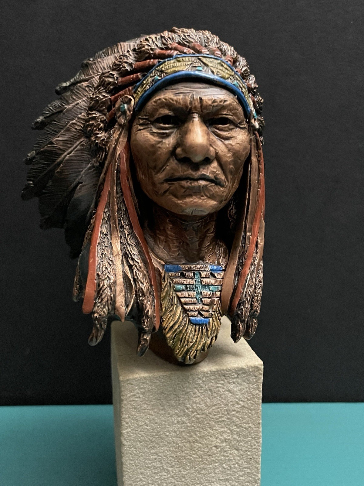 Legends Bust Native American Indian Lakota Chief Sitting Bull Bronze Sculpture