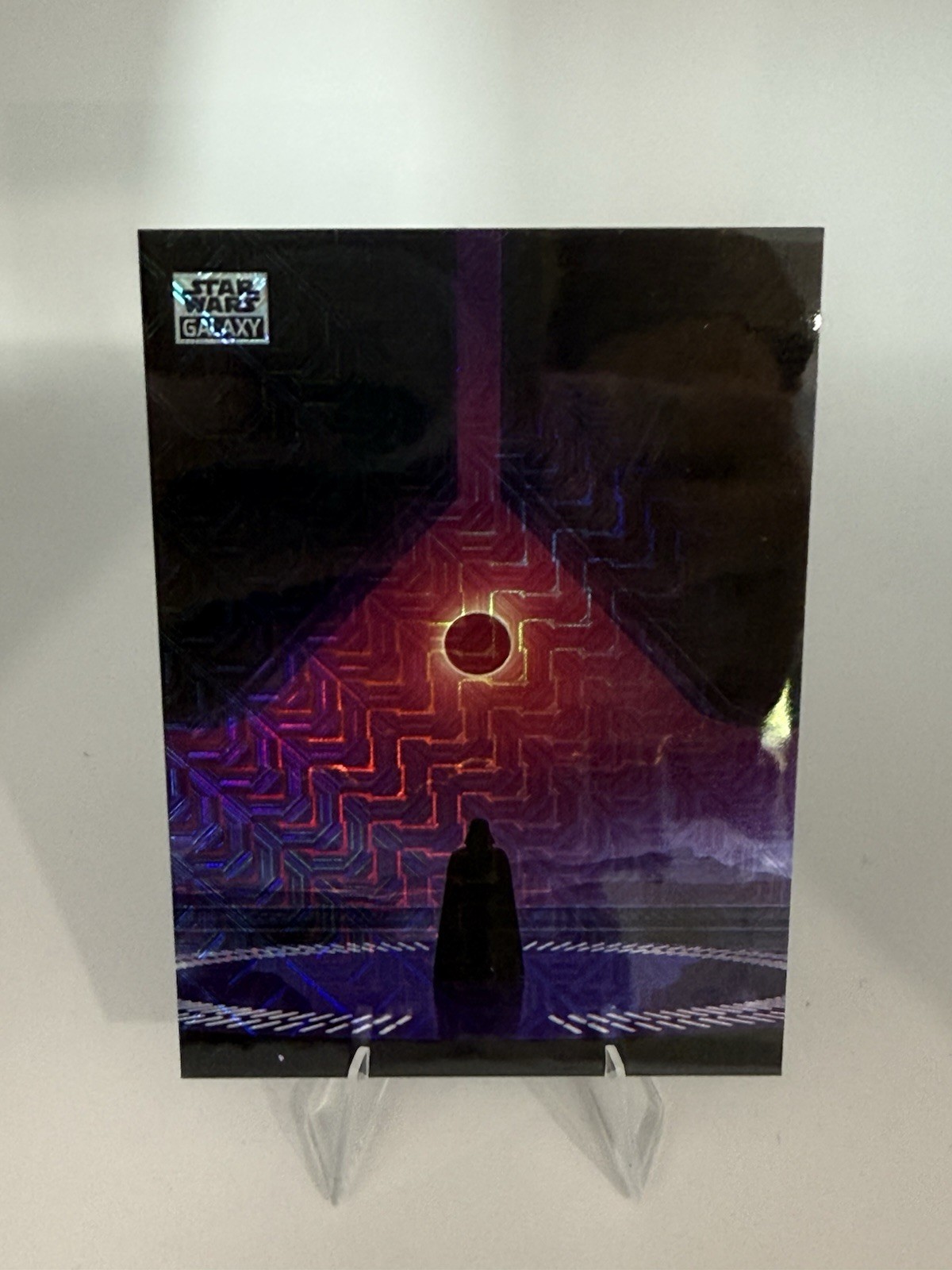 2024 Topps Star Wars Chrome Galaxy THE DARK LORD #28 Mojo Refractor /50 2024 Topps Star Wars Chrome Galaxy THE DARK LORD #28 Mojo Refractor /50