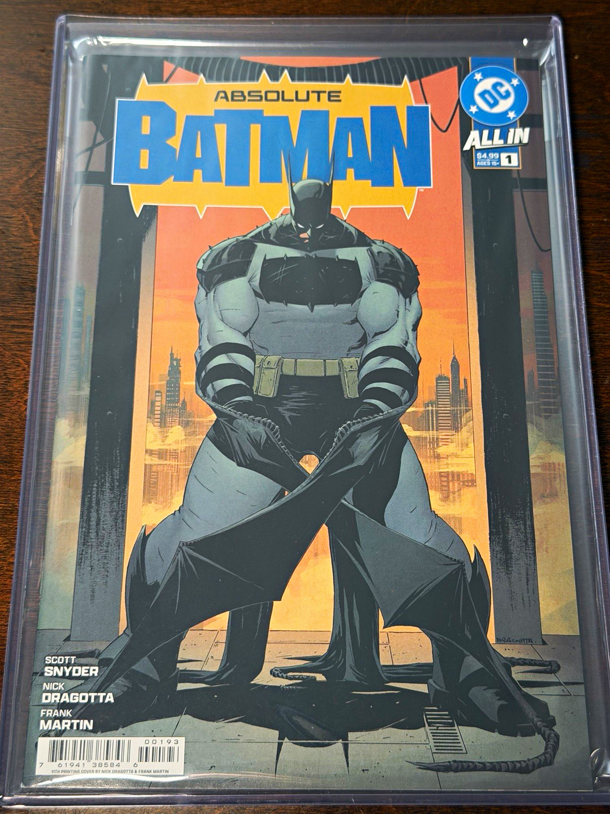 FREE SHIPPING DC Absolute Batman #1 Scott Snyder Nick Dragotta Frank Martin 2024