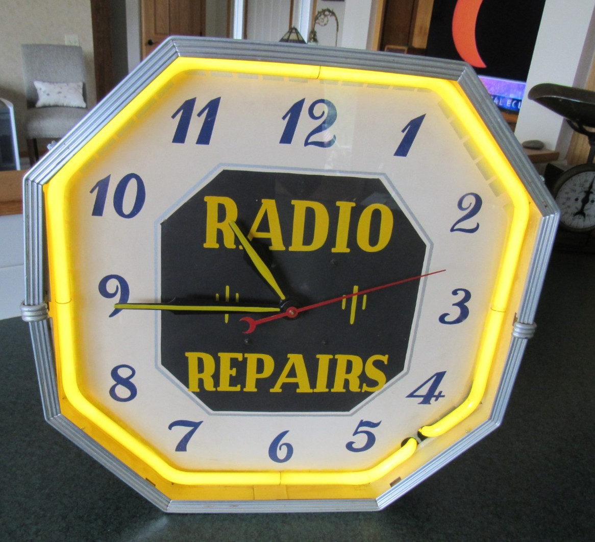 VINTAGE ORIGINAL 1940's NEON RADIO REPAIR CLOCK - RUNS GREAT NEW TRANSFORMER VINTAGE ORIGINAL 1940's NEON RADIO REPAIR CLOCK - RUNS GREAT NEW TRANSFORMER
