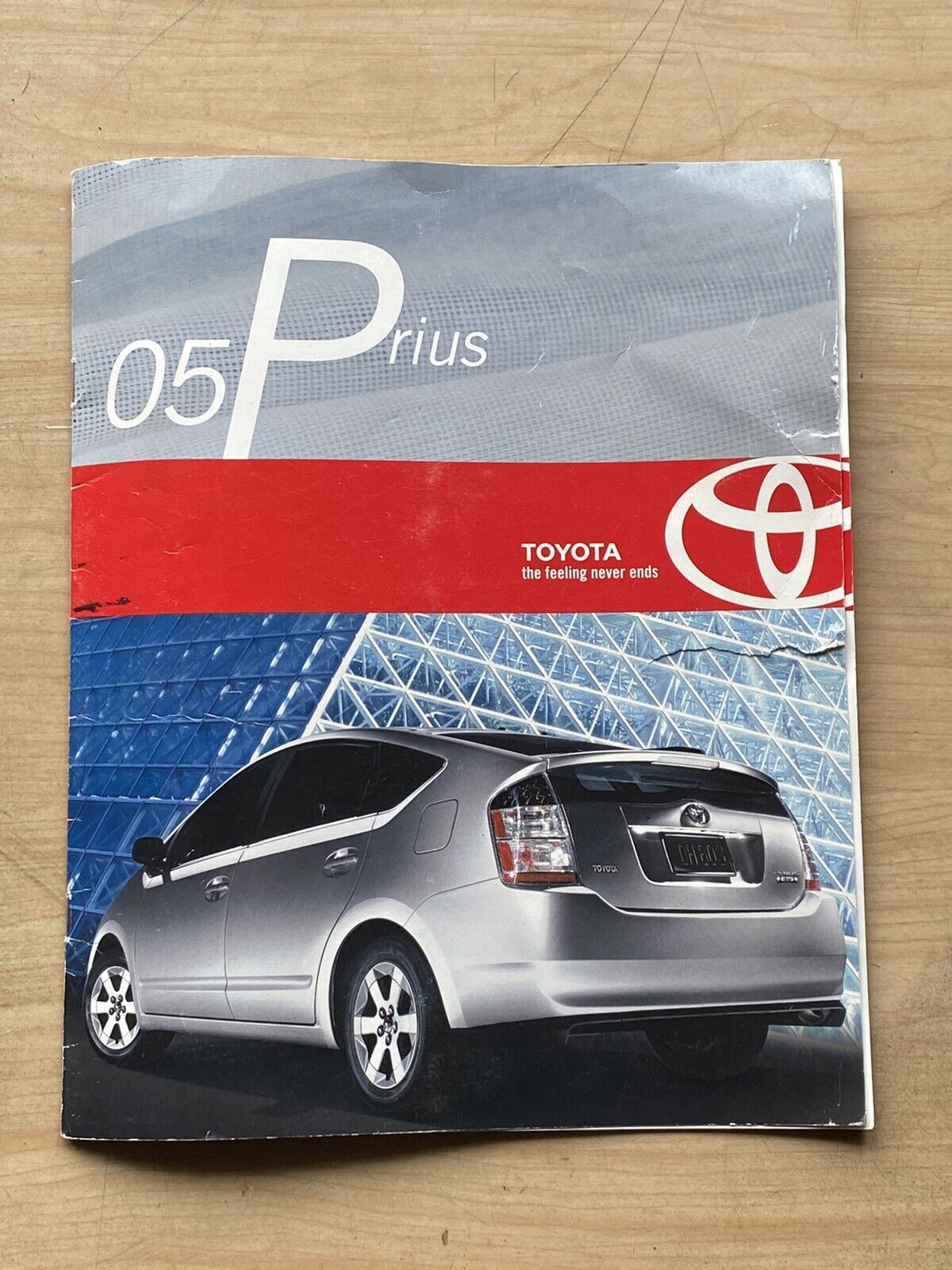2005 Toyota Prius Sales Brochure Toyota Canada Original