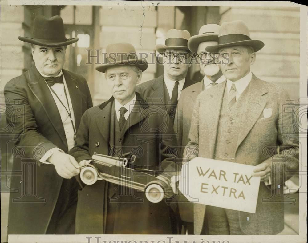 1926 Press Photo Senators celebrate Auto Tax Reduction after Midnight Session 1926 Press Photo Senators celebrate Auto Tax Reduction after Midnight Session