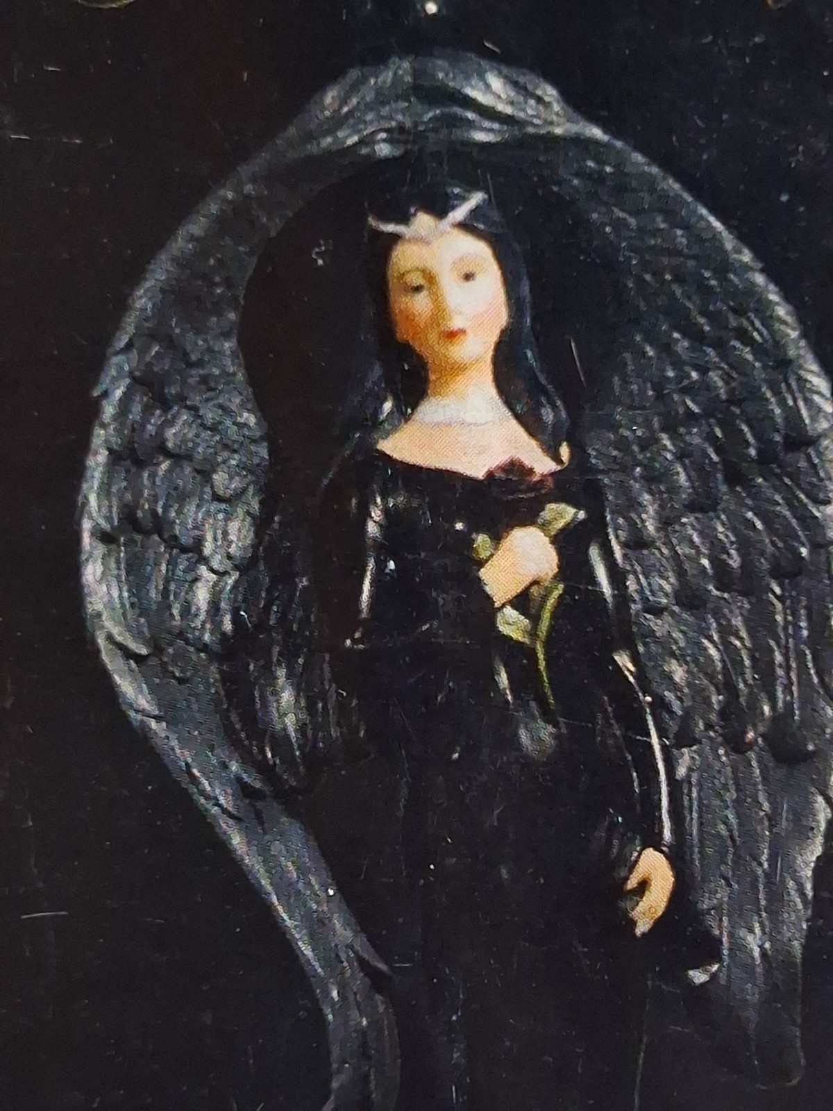 Large Gothic Dark Angel with wings from DWK Corporation collection Large Gothic Dark Angel with wings from DWK Corporation collection