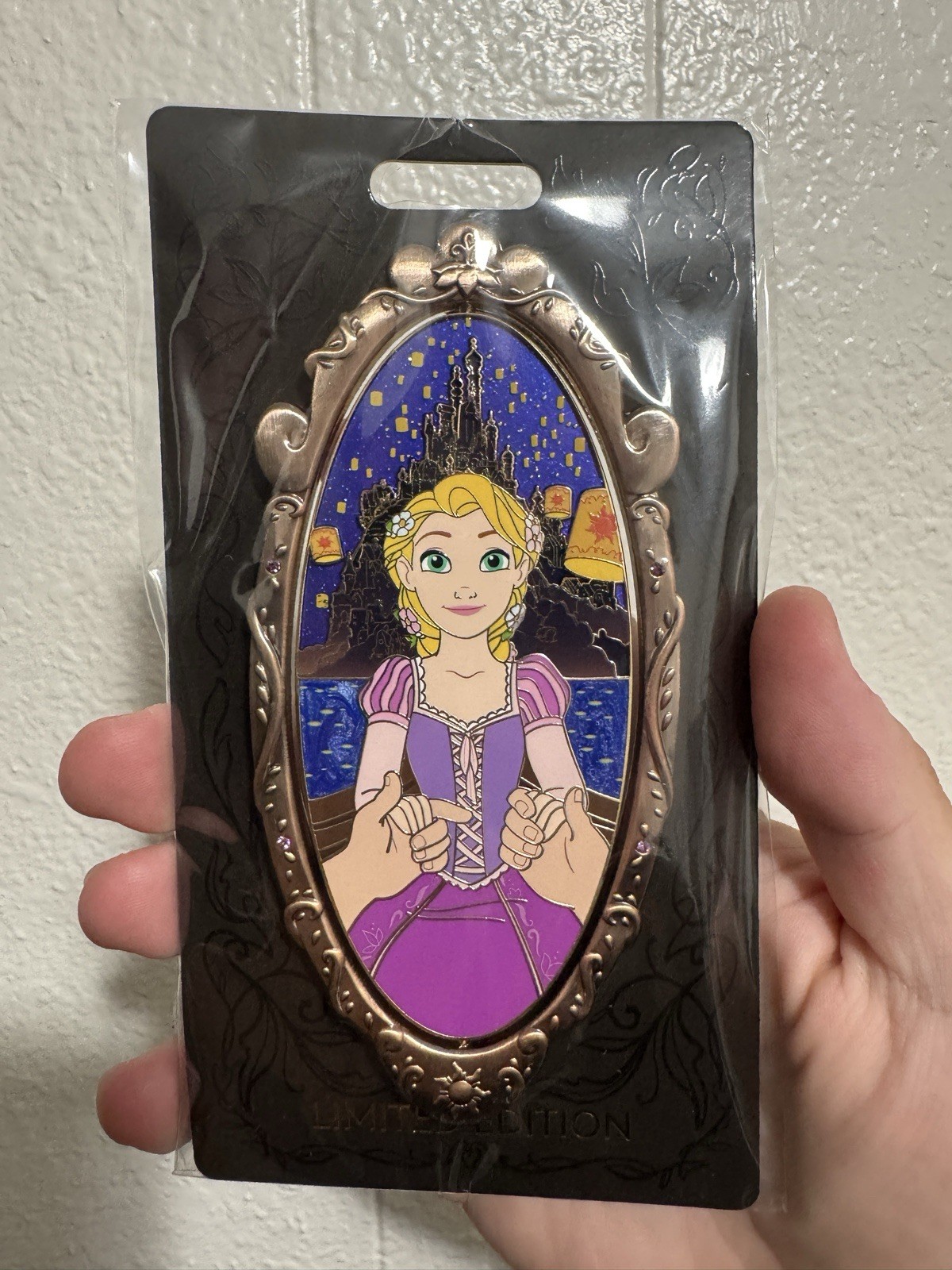 Disney D23 MOG WDI POV Point Of View Pin Tangled Rapunzel LE 400 Disney D23 MOG WDI POV Point Of View Pin Tangled Rapunzel LE 400