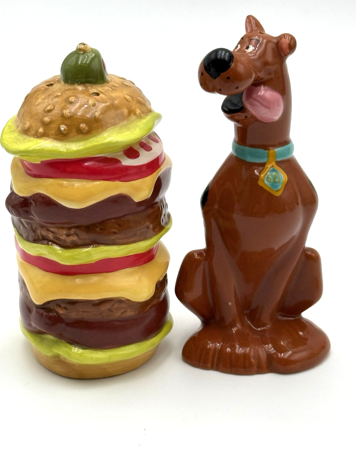 Vintage Hanna-Barbera Scooby-Doo Hamburger Salt & Pepper Shakers Set