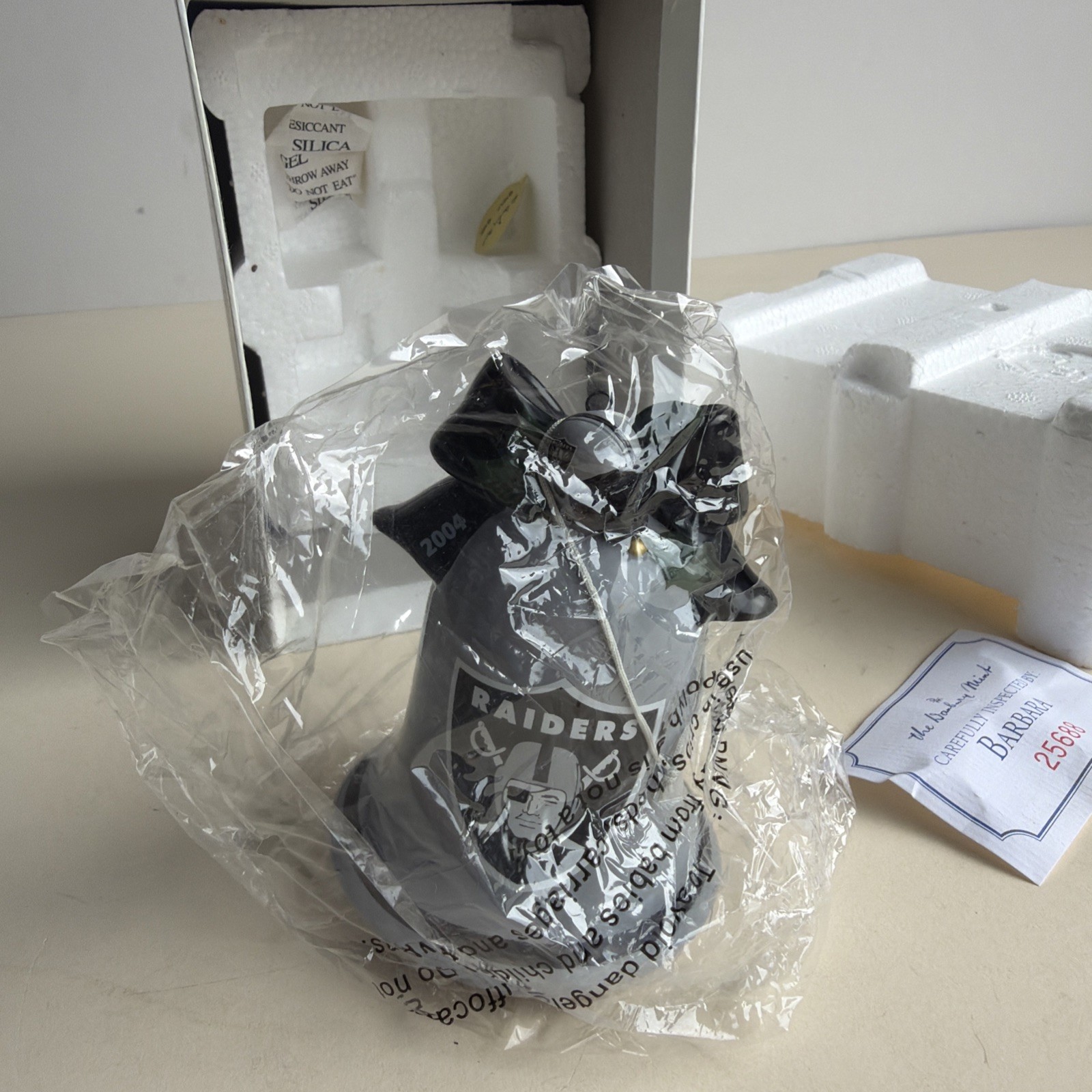 Danbury Mint 2004 Oakland Raiders Christmas Bell w/Dancing Santa Ornament Danbury Mint 2004 Oakland Raiders Christmas Bell w/Dancing Santa Ornament