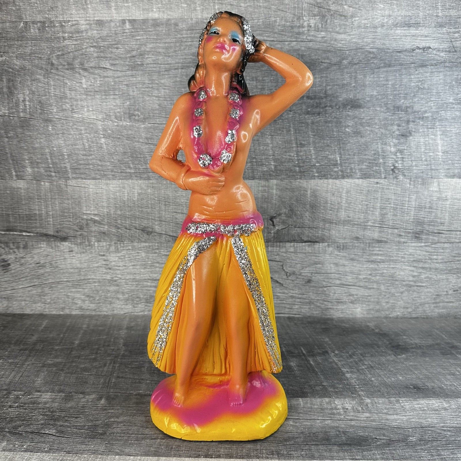 Vintage NOS Chalkware Carnival Prize Hawaiian Hula Girl Statue Glitter 17in Deco Vintage NOS Chalkware Carnival Prize Hawaiian Hula Girl Statue Glitter 17in Deco