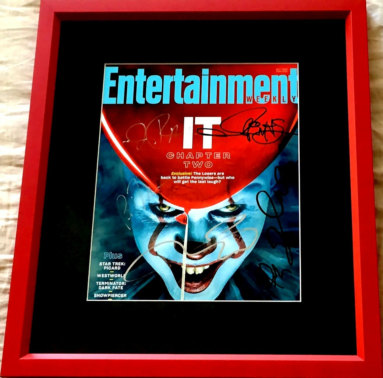 It Chapter 2 cast signed EW mag cover framed Jessica Chastain McAvoy Ransone JSA It Chapter 2 cast signed EW mag cover framed Jessica Chastain McAvoy Ransone JSA