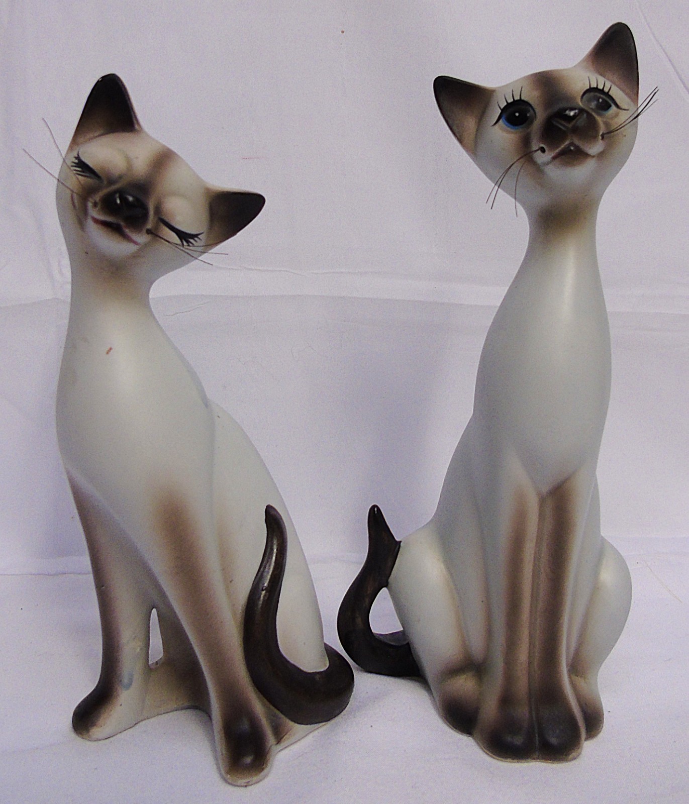 2 Vintage Original Arnart Creations Siamese Cat Figurines   c791