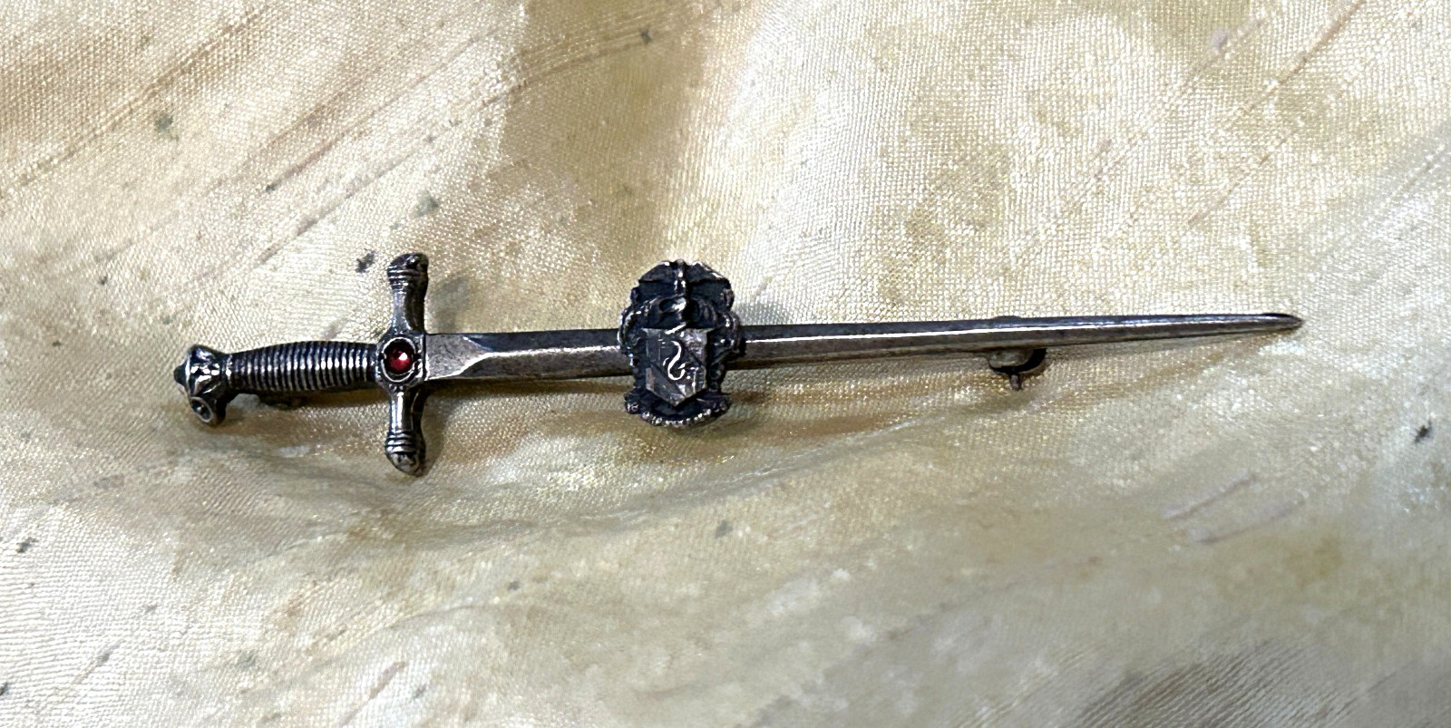 VINTAGE Theta Chi fraternity sterling silver crest sword pin / brooch - OLD