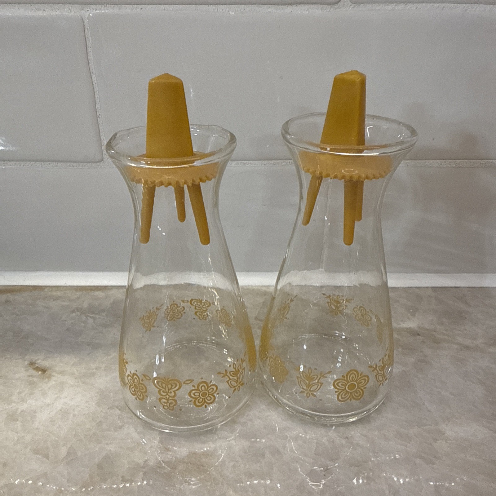 Vintage 1970\'s Pyrex Gold Butterfly Floral Glass Salt & Pepper Shakers MCM Vintage 1970\'s Pyrex Gold Butterfly Floral Glass Salt & Pepper Shakers MCM