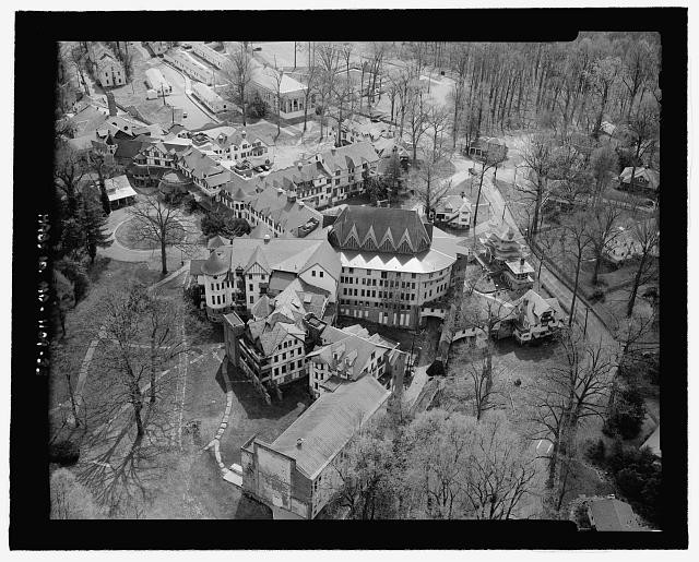 Photo:Silver Spring MD National Park Seminary aerial view 2001 Maryland