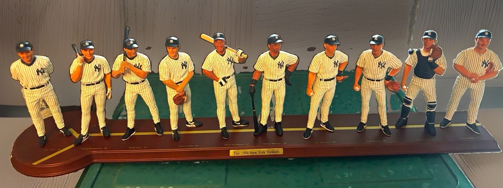The Danbury Mint 1998 Yankees Lineup Collectible statue The Danbury Mint 1998 Yankees Lineup Collectible statue