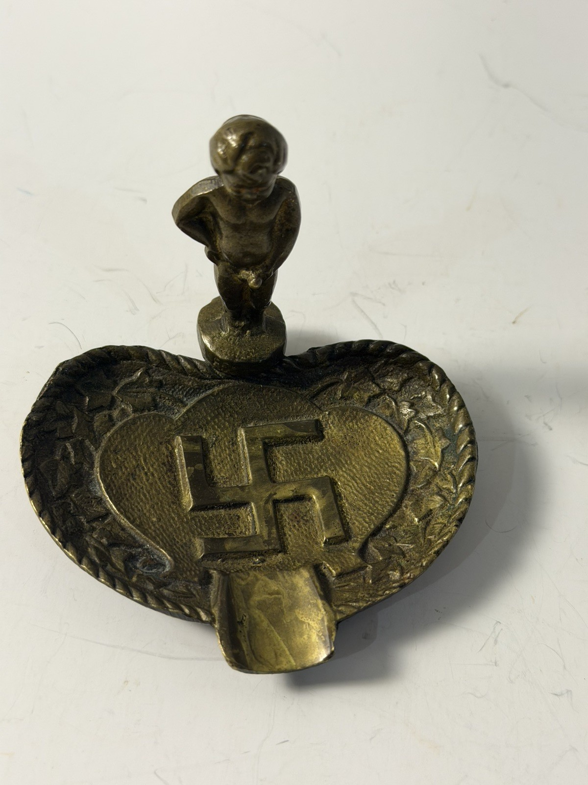 Vintage WWII Era Anti-Nazi Satirical Brass Ashtray Manneken Pis Style Exc. Cond. Vintage WWII Era Anti-Nazi Satirical Brass Ashtray Manneken Pis Style Exc. Cond.